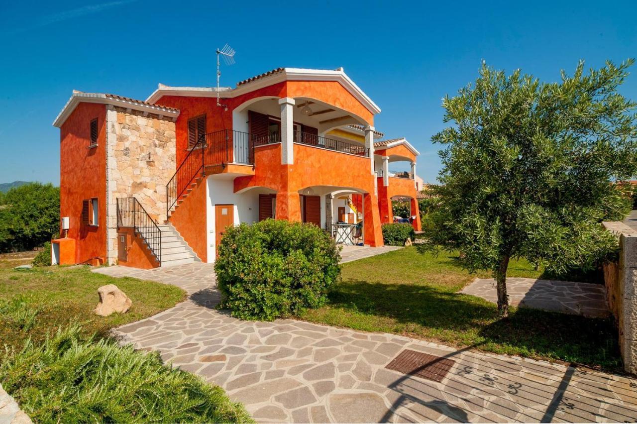 Case Vacanze Budoni Beach Екстериор снимка