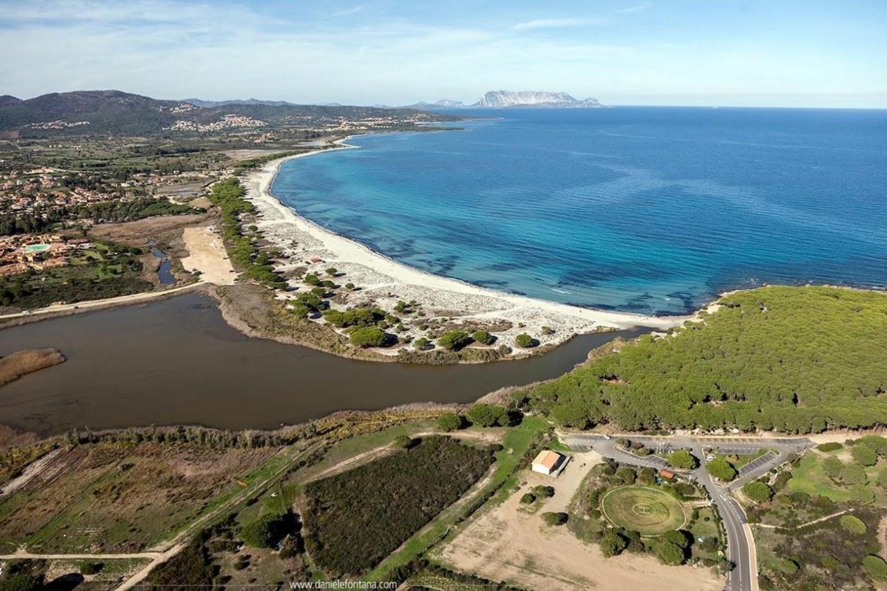 Case Vacanze Budoni Beach Екстериор снимка